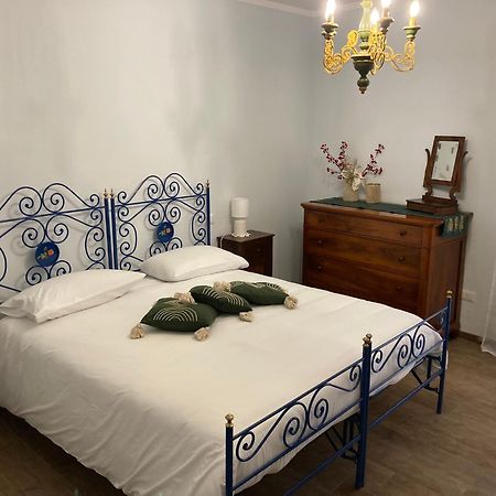 Casa Vacanze Il Borgo Gubbio Luaran gambar