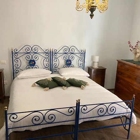 Casa Vacanze Il Borgo Gubbio Luaran gambar